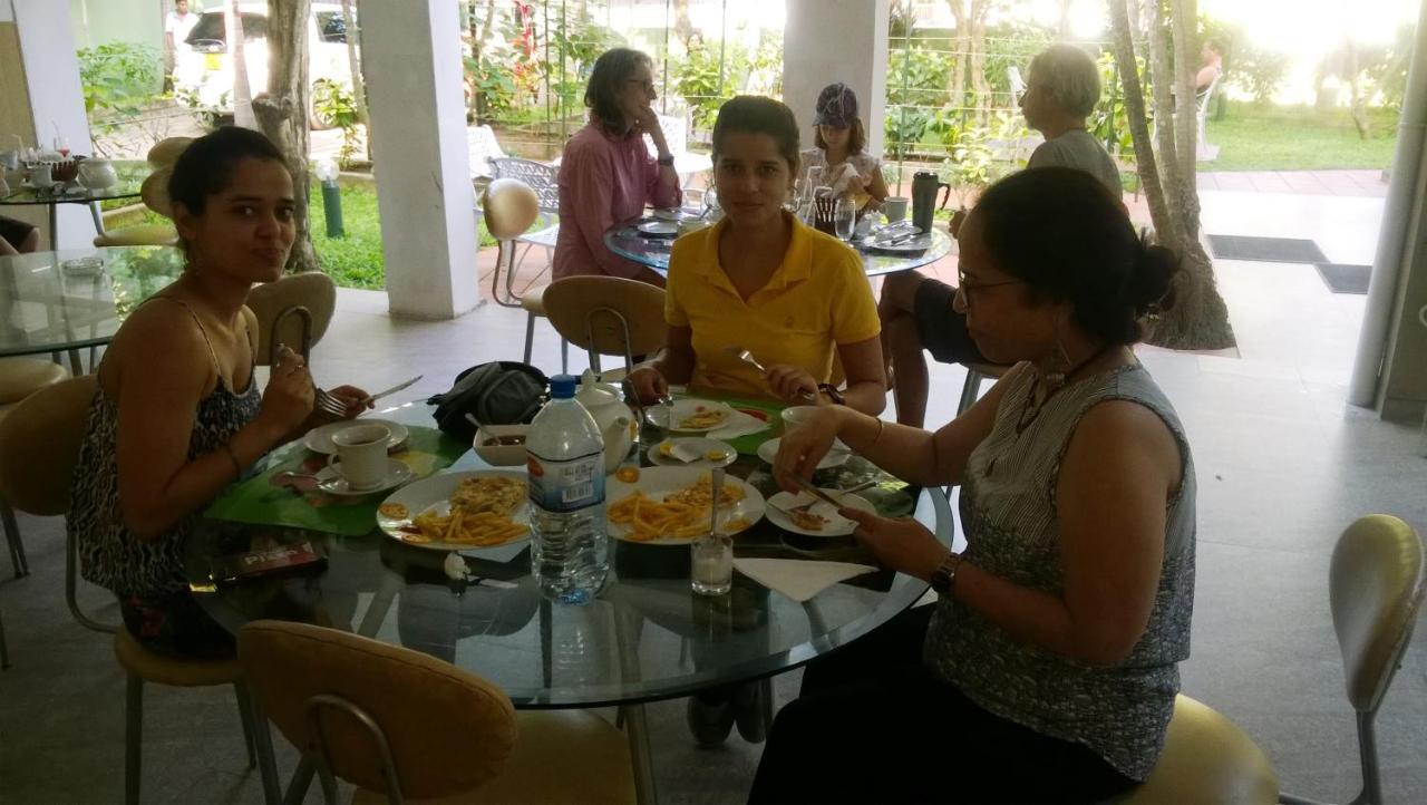 Milano Tourist Rest Hotel Anuradhapura Eksteriør billede