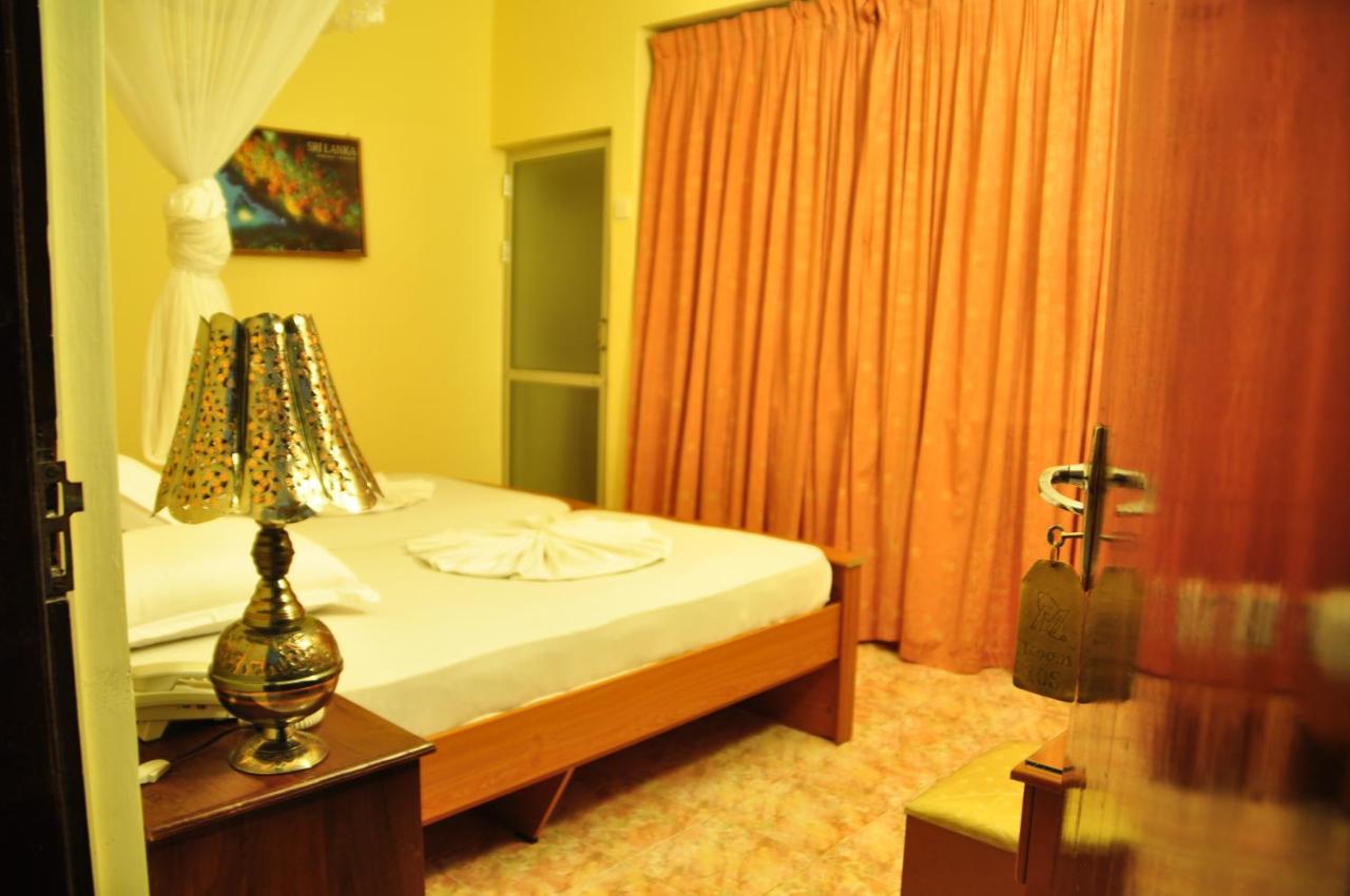 Milano Tourist Rest Hotel Anuradhapura Eksteriør billede