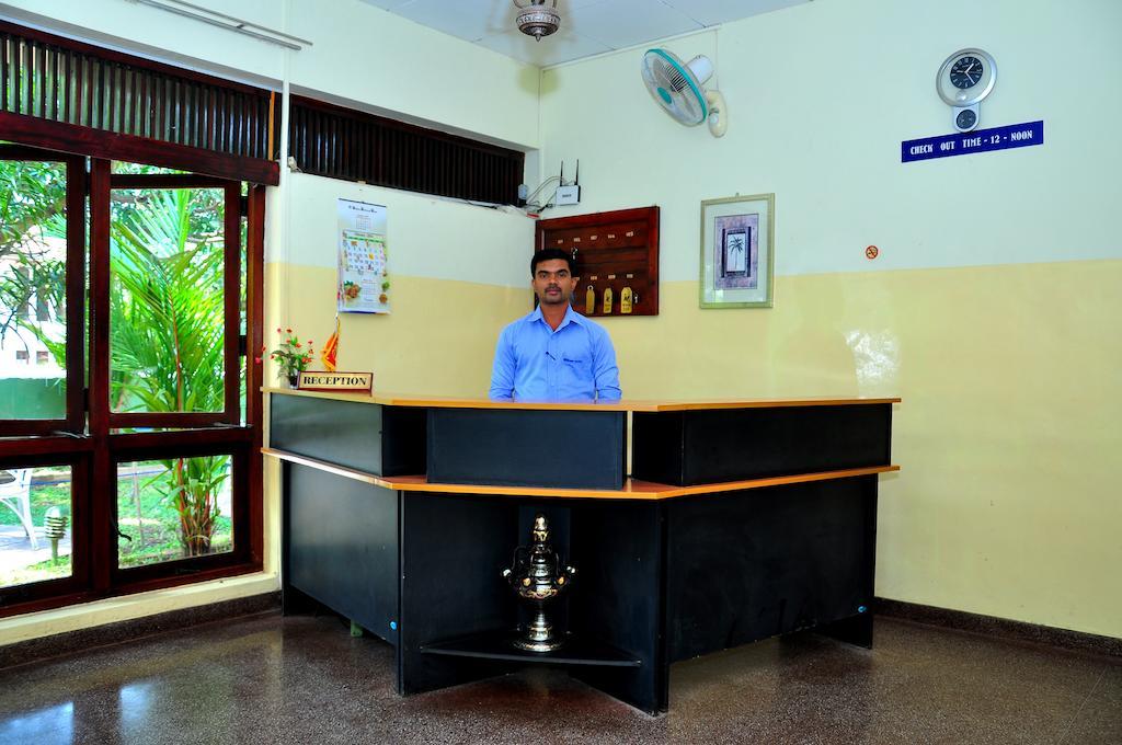 Milano Tourist Rest Hotel Anuradhapura Eksteriør billede