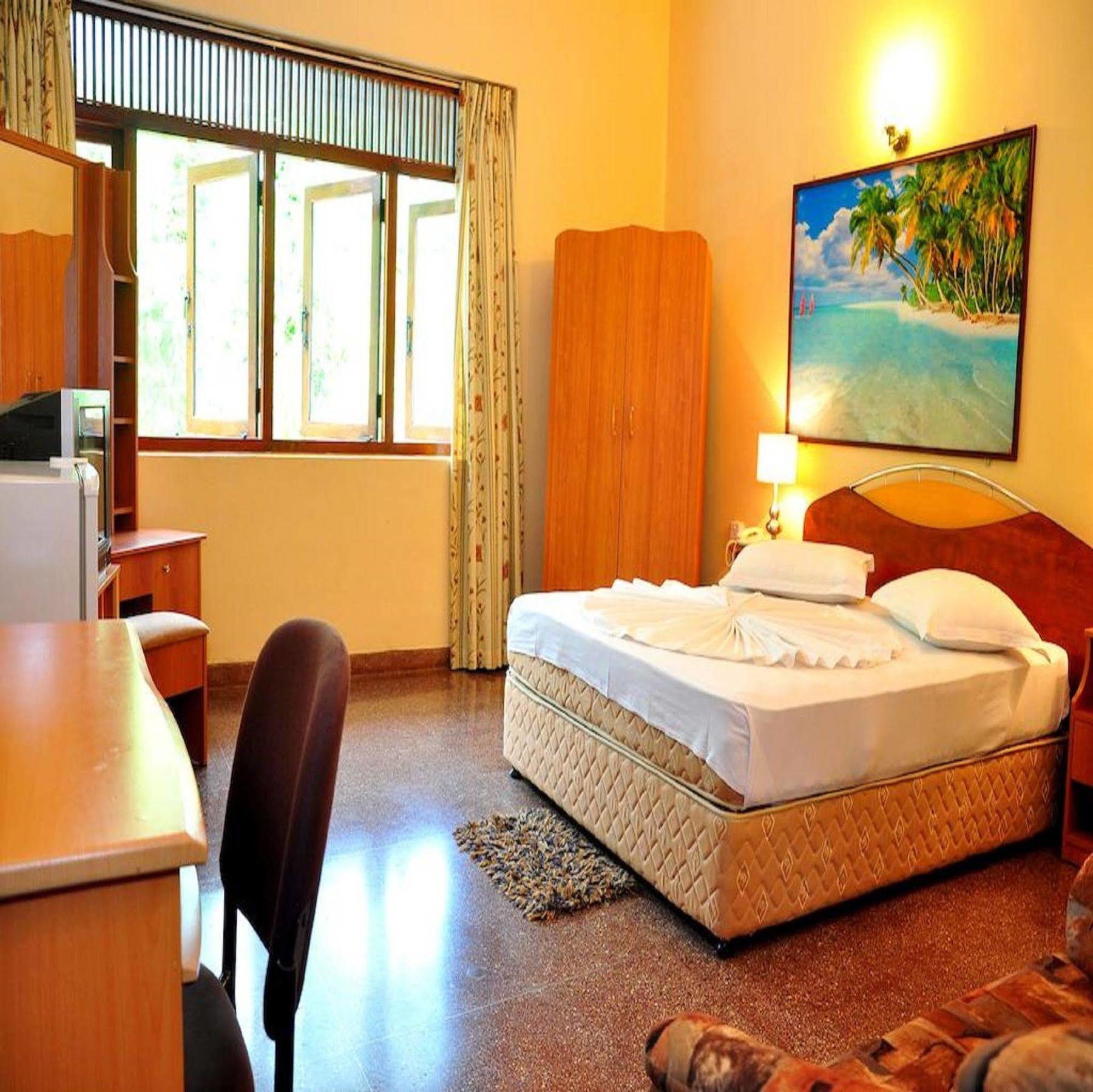 Milano Tourist Rest Hotel Anuradhapura Eksteriør billede